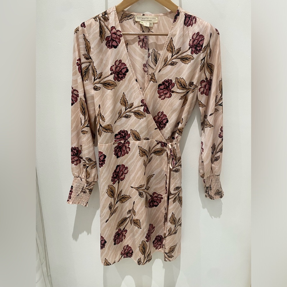 Flower mini dress string waist Size L